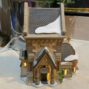 Department 56 Dovington Chapel Twelfth Night Christmas Dickens Village Retired